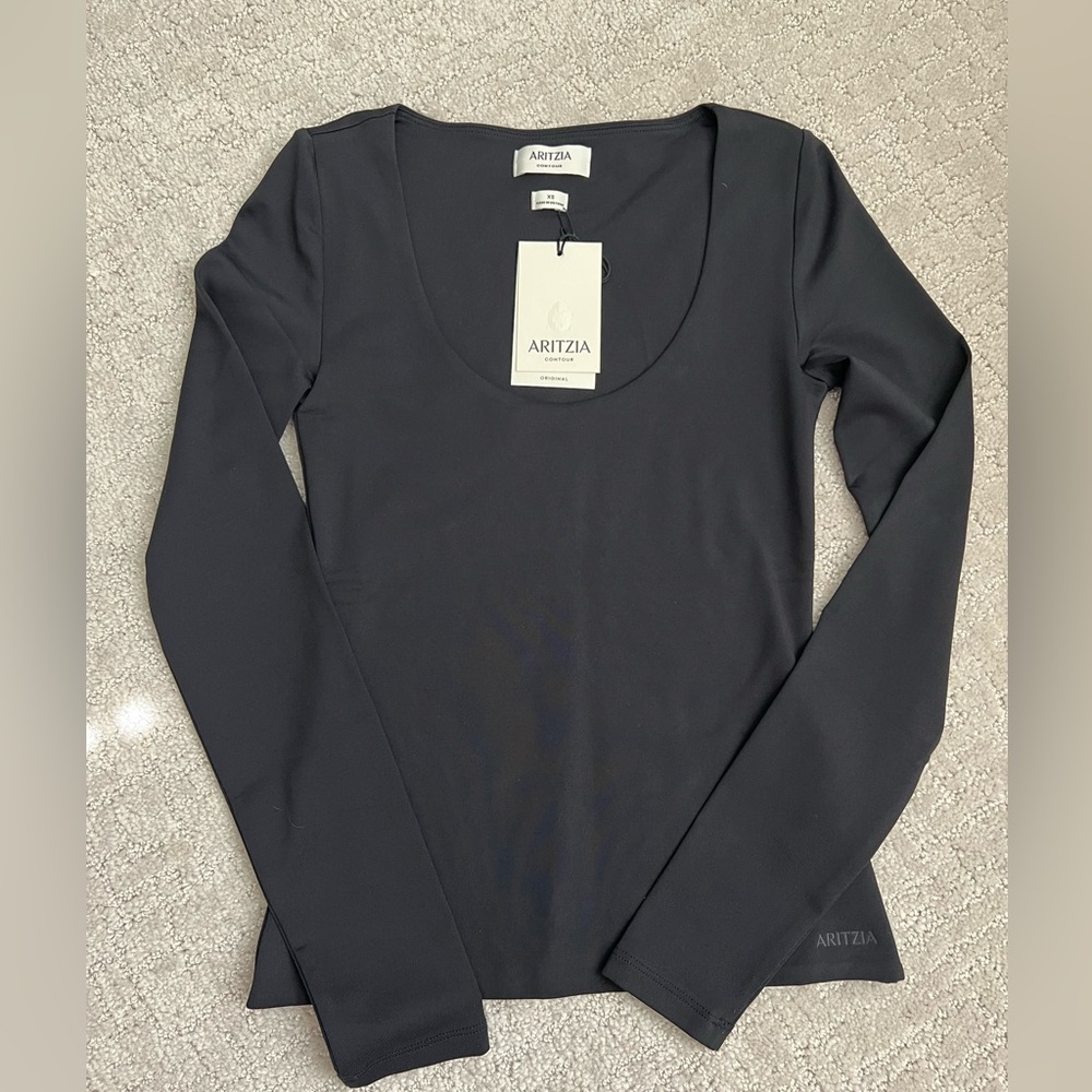 Aritzia scoop neck long sleeve top